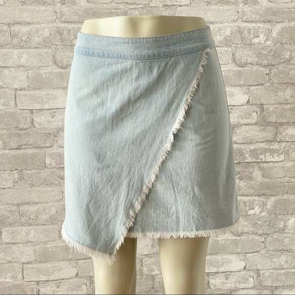 Minkpink Fringe Jean Mini Skirt 🎉HOST PICK🎉 - Picture 4 of 16